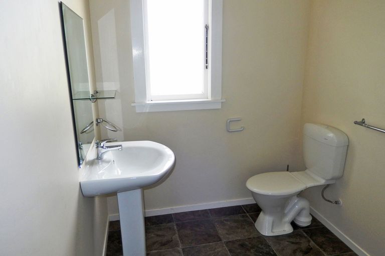 Photo of property in 11 Clare Street, Oamaru North, Oamaru, 9400