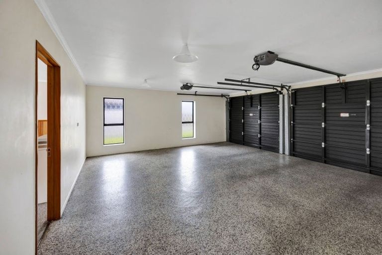 Photo of property in 14 Pohutukawa Drive, Opunake, 4616