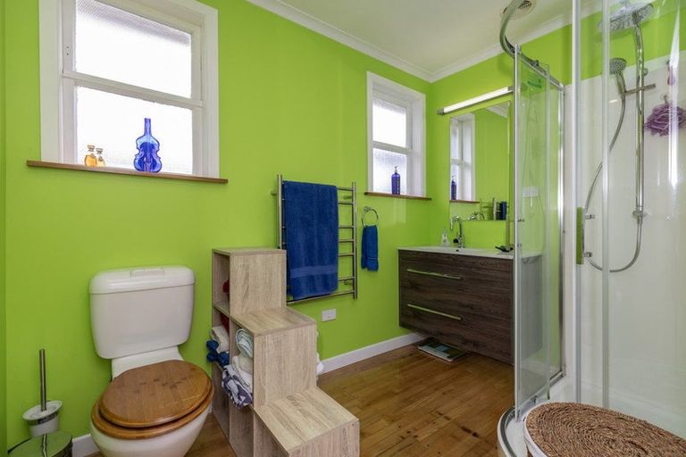 Photo of property in 4 Brazier Grove, Paraparaumu, 5032