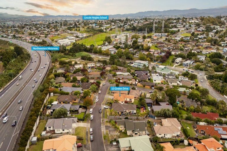 Photo of property in 13 Ginders Drive, Massey, Auckland, 0614