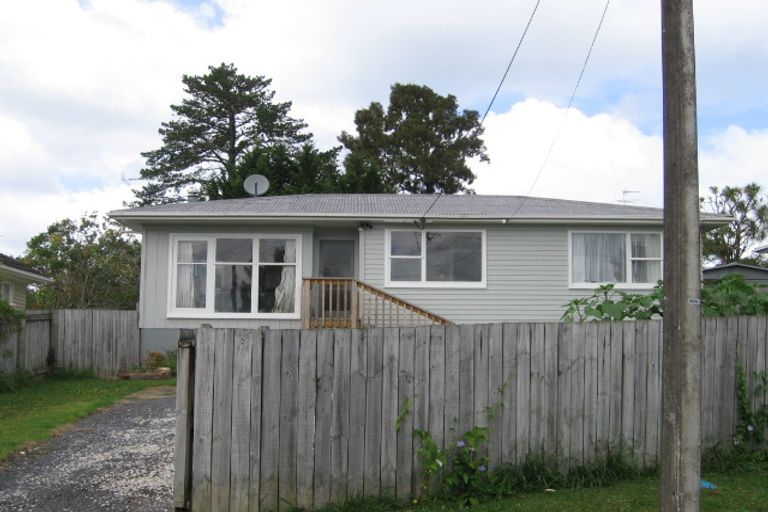 Photo of property in 40 Hayman Place, Beach Haven, Auckland, 0626