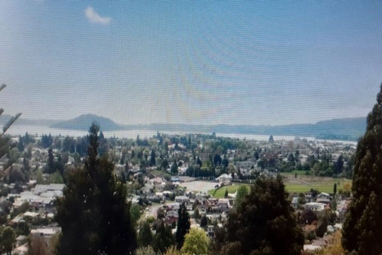 Photo of property in 17 Matipo Avenue, Pomare, Rotorua, 3015