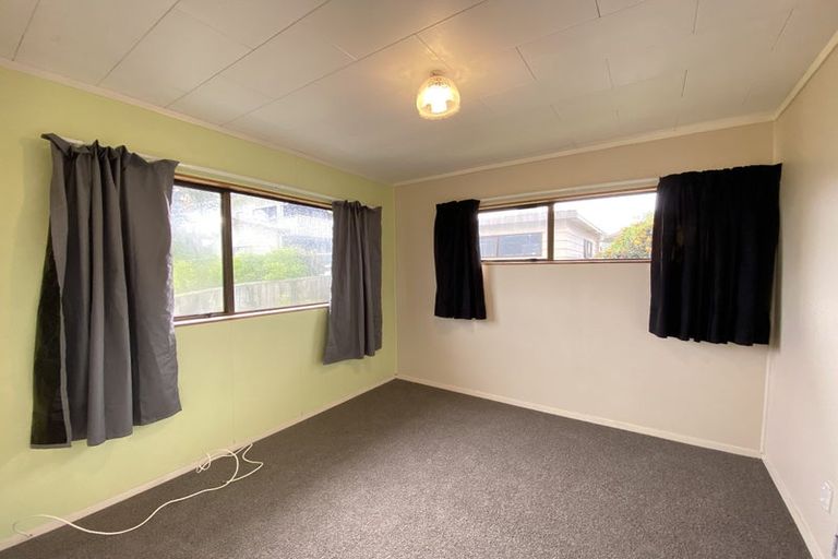 Photo of property in 212 Cambridge Road, Bethlehem, Tauranga, 3110