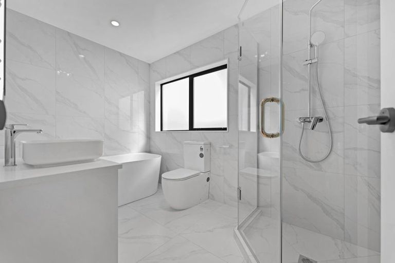 Photo of property in 31 Kaitiaki Drive, Clarks Beach, 2122