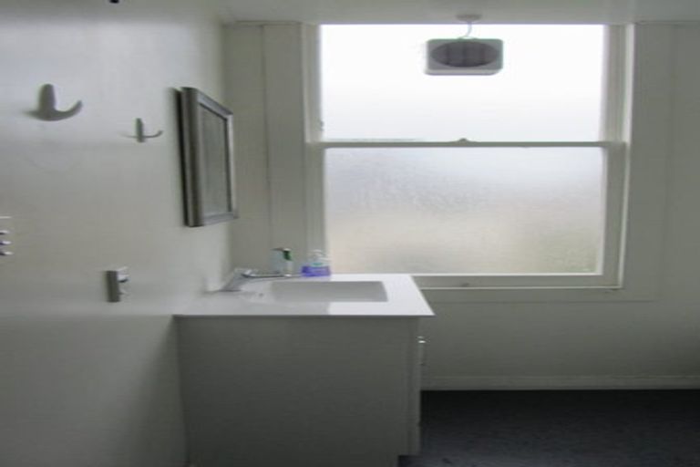 Photo of property in 92 Forth Street, North Dunedin, Dunedin, 9016