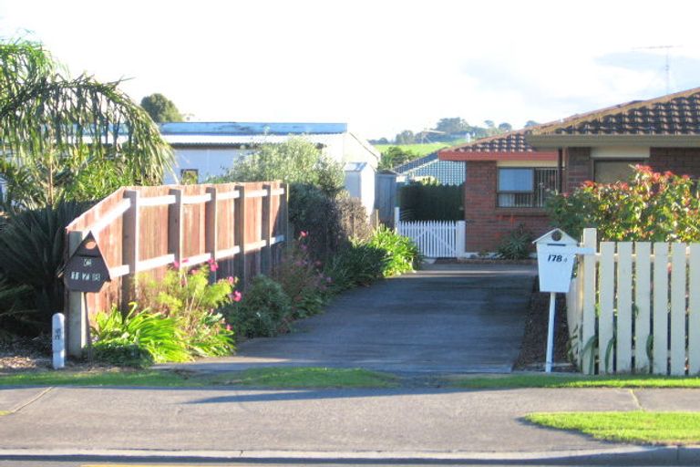 Photo of property in 3/178 Centreway Road, Orewa, 0931