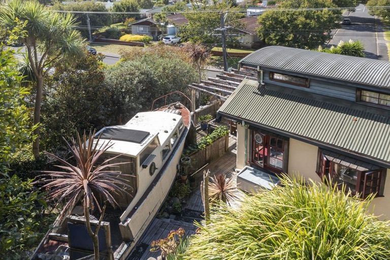 Photo of property in 39 Matatua Road, Raumati Beach, Paraparaumu, 5032