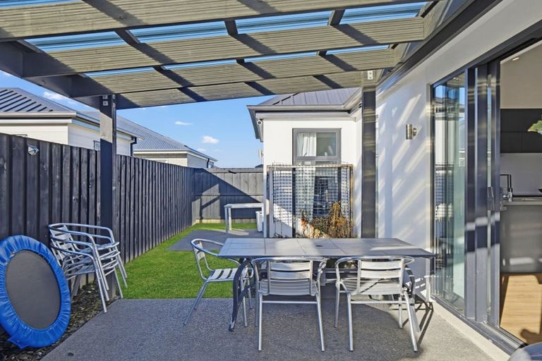 Photo of property in 50 Blakes Road, Belfast, Christchurch, 8051