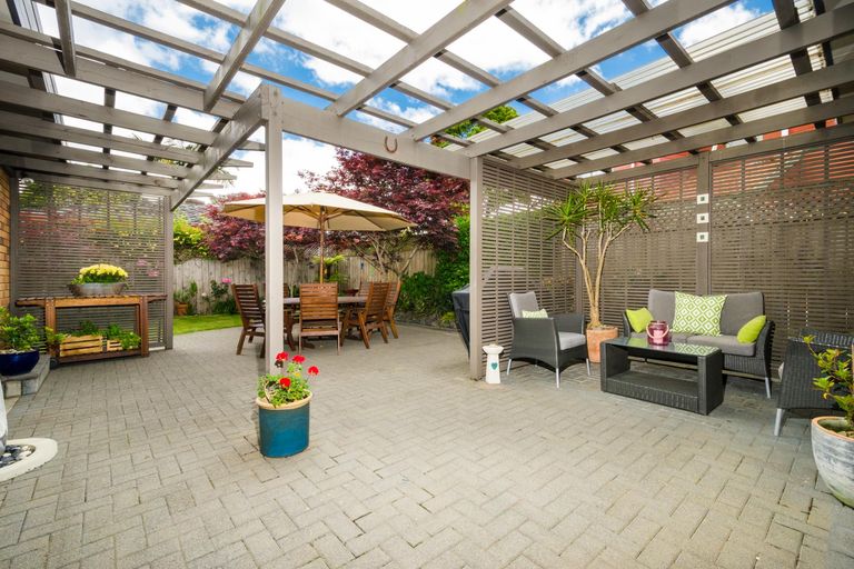 Photo of property in 30 San Bernadino Drive, Henderson, Auckland, 0612