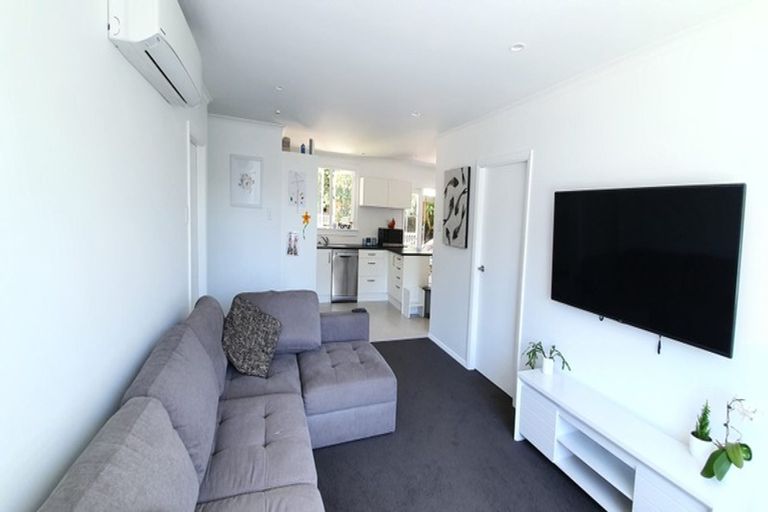 Photo of property in 7 Raniera Street, Glen Avon, New Plymouth, 4312