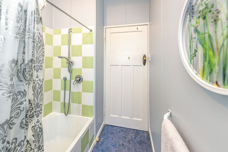 Photo of property in 99 Alma Road, Gonville, Whanganui, 4501