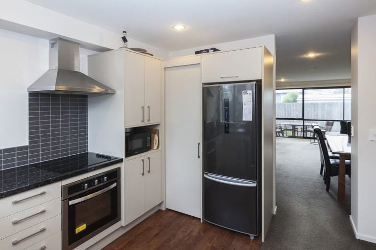 Photo of property in 4/82 Packe Street, Edgeware, Christchurch, 8013