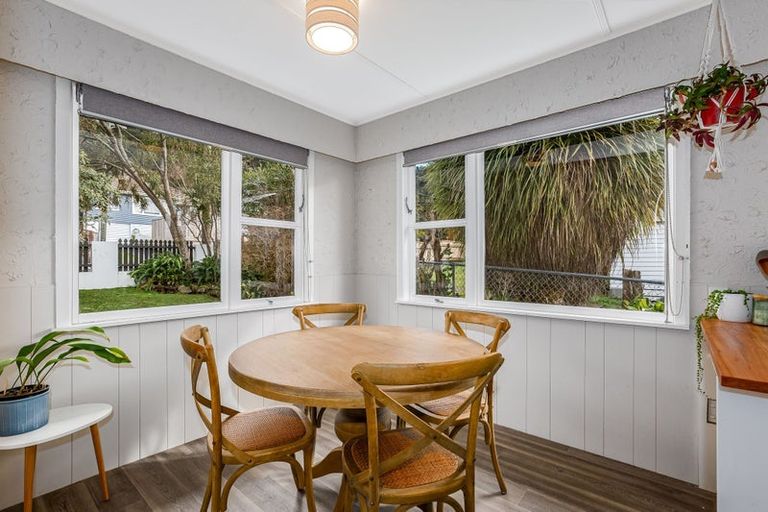 Photo of property in 7 Reid Road, Wainuiomata, Lower Hutt, 5014