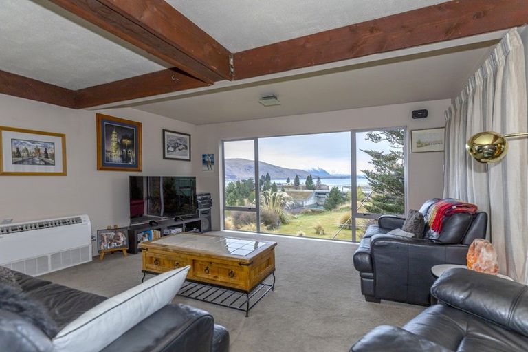 Photo of property in 6 Murray Place, Lake Tekapo, 7999