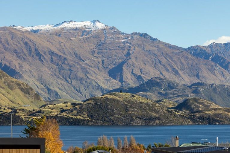 Photo of property in 85 Mills Road, Wanaka, 9305