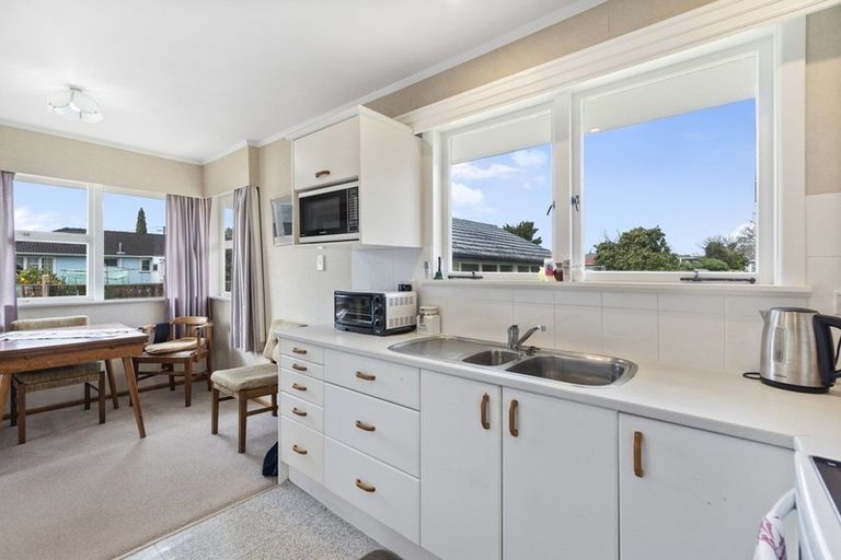 Photo of property in 26 Fenwick Crescent, Hillcrest, Hamilton, 3216