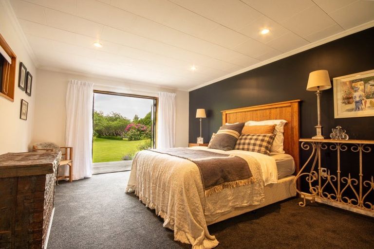 Photo of property in 201 Lochiel Branxholme Road, Lochiel, Winton, 9781