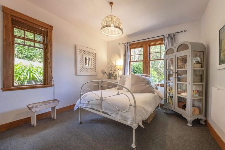 Photo of property in 5 Rangoon Street, Khandallah, Wellington, 6035