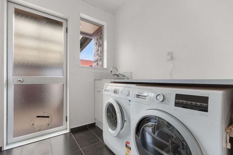 Photo of property in 28 Hodgkins Street, Pukehangi, Rotorua, 3015