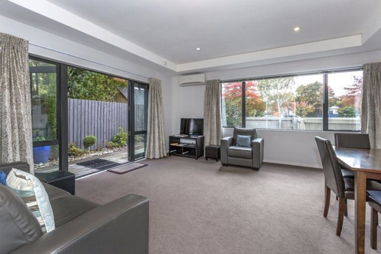 Photo of property in 109a Memorial Avenue, Burnside, Christchurch, 8053
