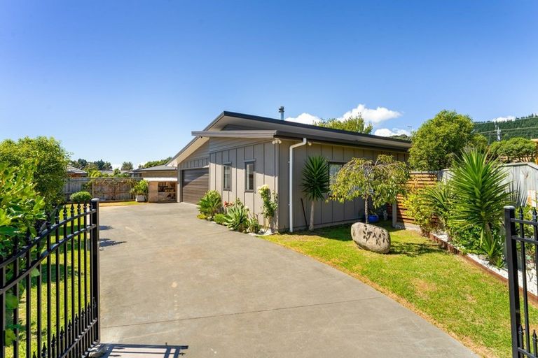 Photo of property in 7 Aqua Way, Paraparaumu, 5032