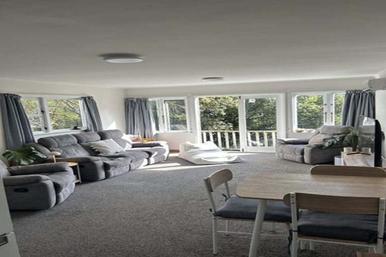 Photo of property in 14 Trelissick Crescent, Ngaio, Wellington, 6035