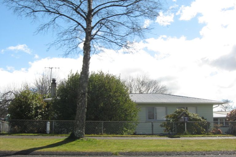 Photo of property in 105 Te Rangitautahanga Road, Turangi, 3334