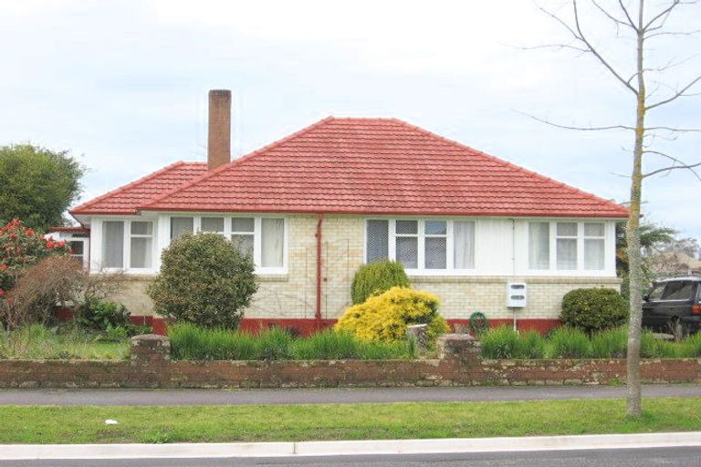 Photo of property in 52 Kenney Crescent, Fairfield, Hamilton, 3214
