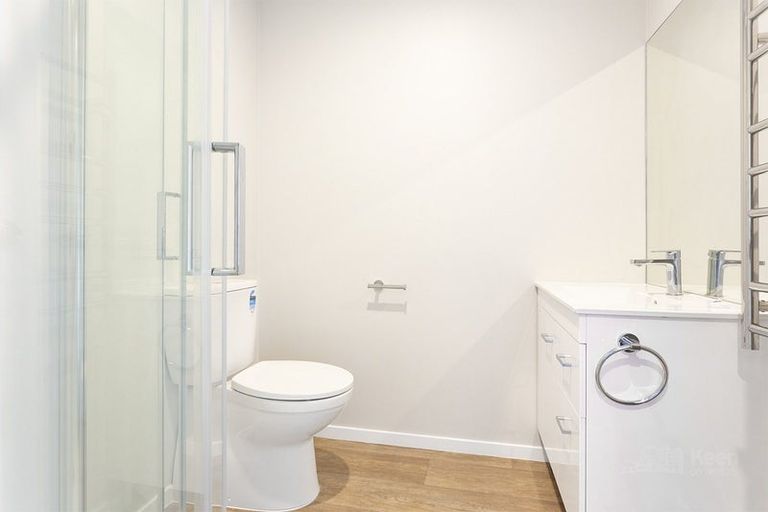 Photo of property in 2/125b Metcalfe Road, Ranui, Auckland, 0612