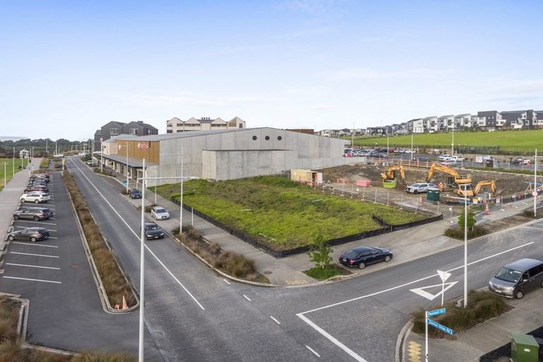 Photo of property in 33 Pennant Street, Long Bay, Auckland, 0630