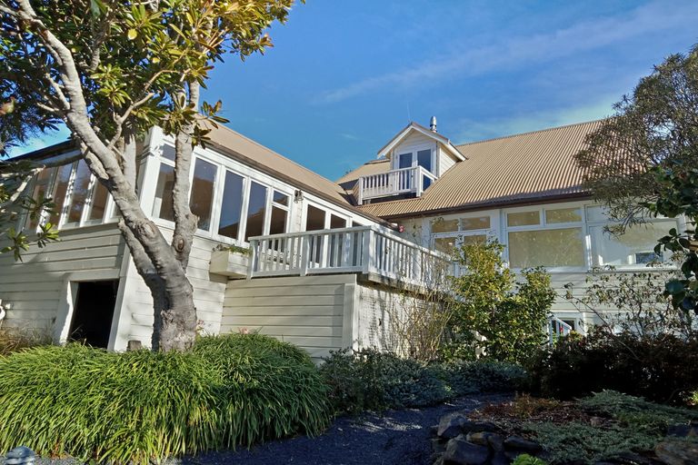 Photo of property in 8 Moerangi Street, Broad Bay, Dunedin, 9014