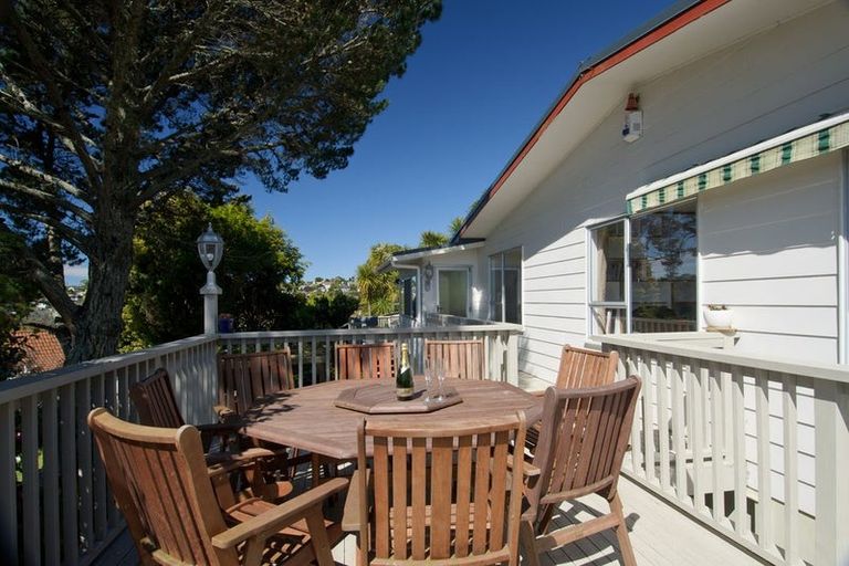 Photo of property in 8 Laser Place, Bayview, Auckland, 0629