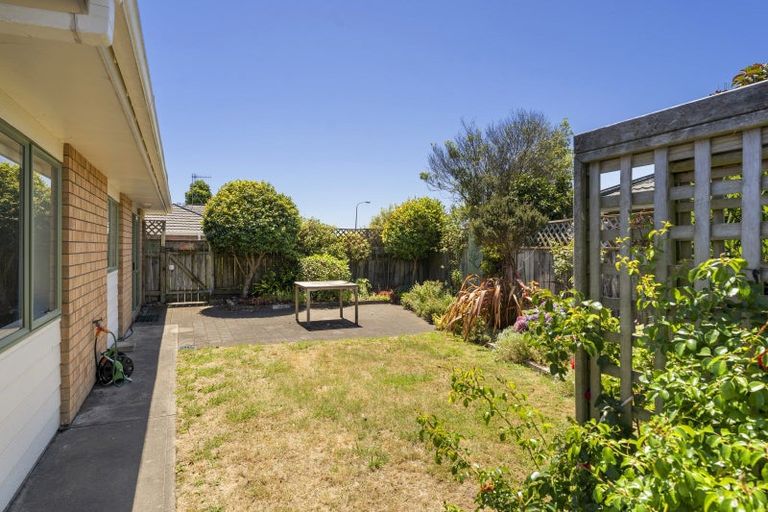 Photo of property in 19a Dennis Taylor Court, Paraparaumu, 5032