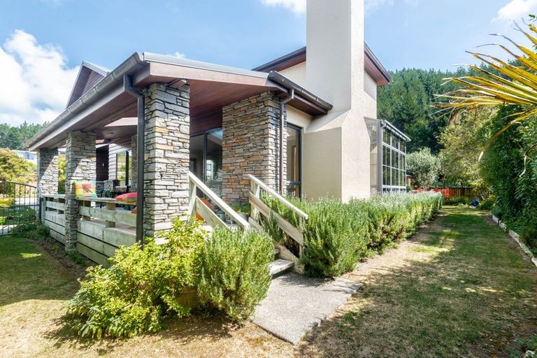 Photo of property in 55 Furlong Crescent, Churton Park, Wellington, 6037