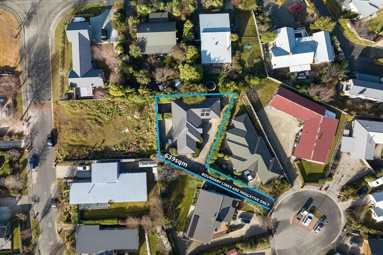 Photo of property in 9b Juno Place, Wanaka, 9305