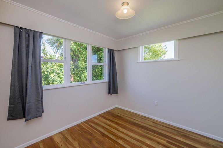 Photo of property in 8 John Street, Levin, 5510