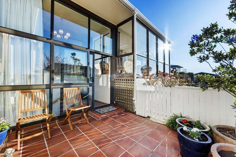 Photo of property in 120 Major Hornbrook Road, Mount Pleasant, Christchurch, 8081