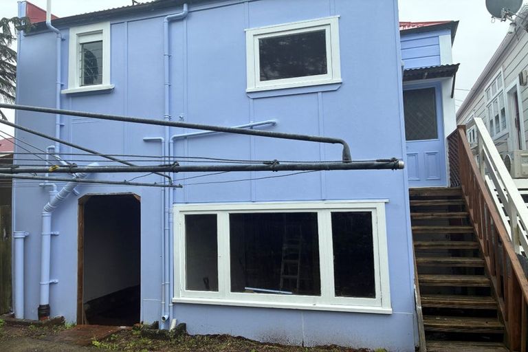 Photo of property in 106 Mein Street, Newtown, Wellington, 6021