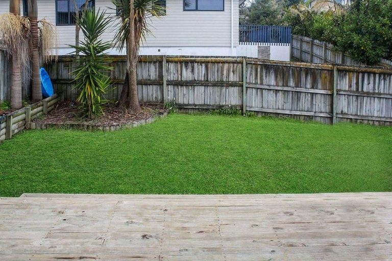 Photo of property in 36a Zefiro Drive, Massey, Auckland, 0614