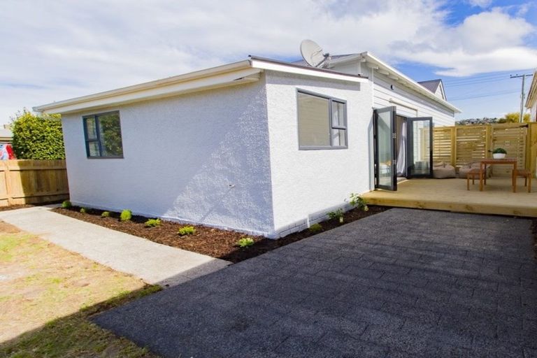 Photo of property in 27 Cutten Street, South Dunedin, Dunedin, 9012