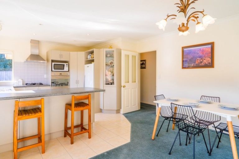 Photo of property in 35 Campion Road, Waikanae Beach, Waikanae, 5036