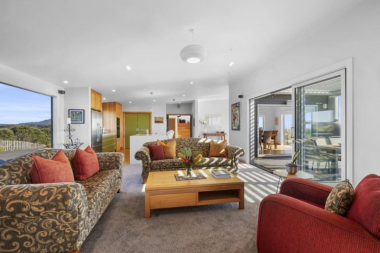 Photo of property in 62 Atkinson Road, Hurworth, New Plymouth, 4371