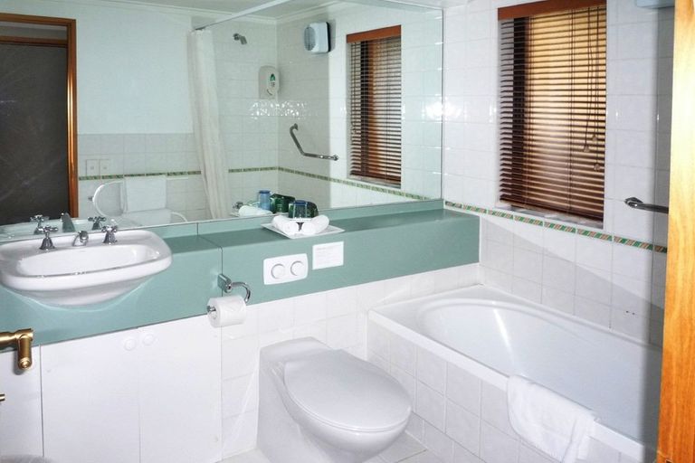 Photo of property in 308/139 Fernhill Road, Fernhill, Queenstown, 9300