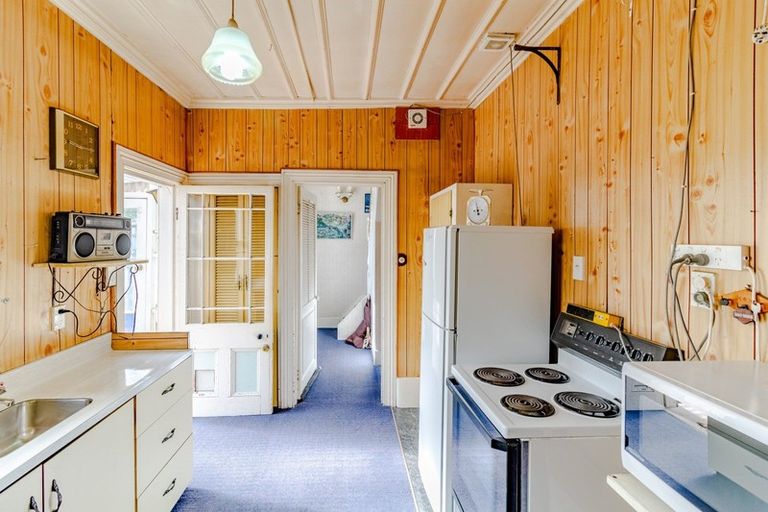 Photo of property in 164 Wellesley Road, Napier South, Napier, 4110