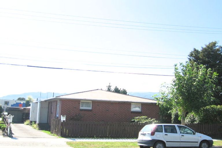 Photo of property in 48 Seddon Street, Wallaceville, Upper Hutt, 5018