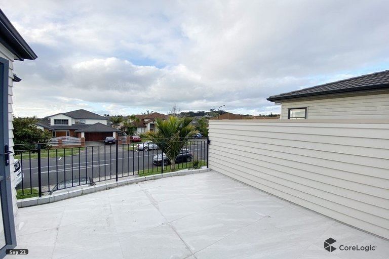 Photo of property in 23 Baverstock Road, Flat Bush, Auckland, 2016
