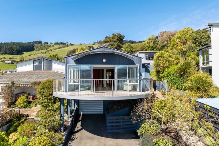 Photo of property in 40 Marine Parade, Macandrew Bay, Dunedin, 9014