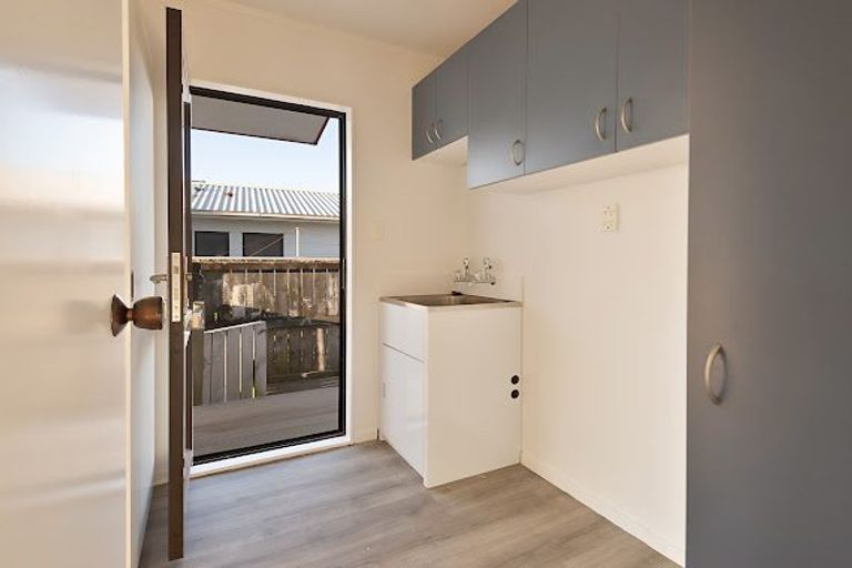 Photo of property in 8a Kingsley Place, Mount Maunganui, 3116