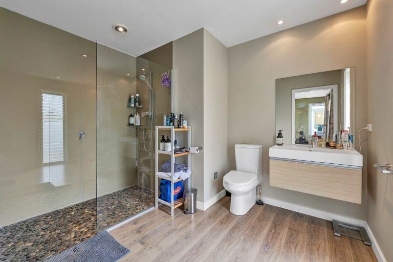 Photo of property in 50a Richmond Road, Brixton, New Plymouth, 4373