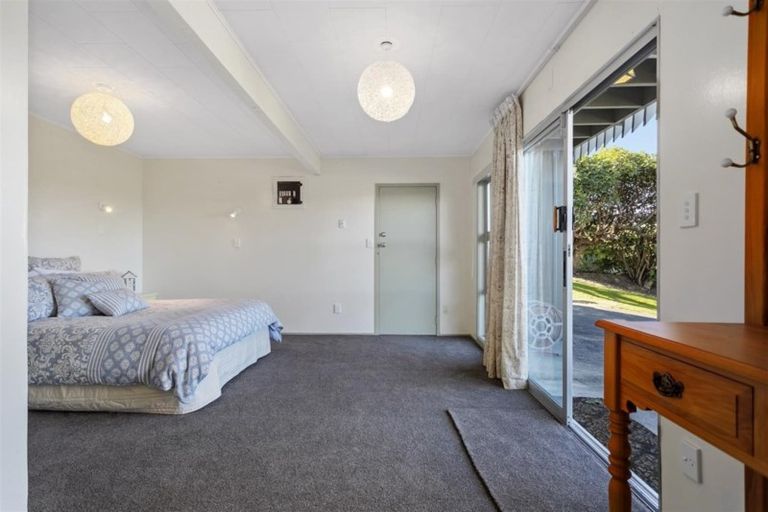 Photo of property in 784 Acacia Bay Road, Acacia Bay, Taupo, 3330